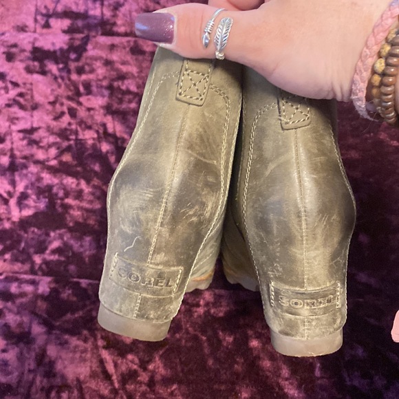 Sorel booties woman’s size 6 - Picture 3 of 7